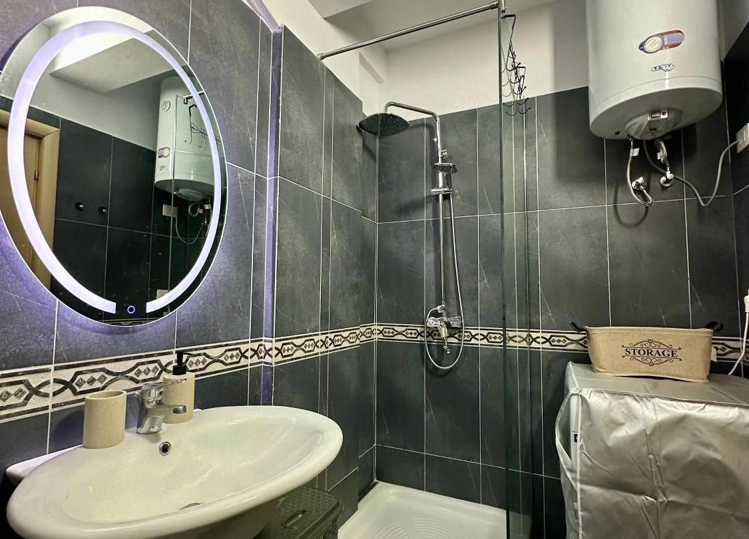 Celeste Seaview Loft, دراس شقة
