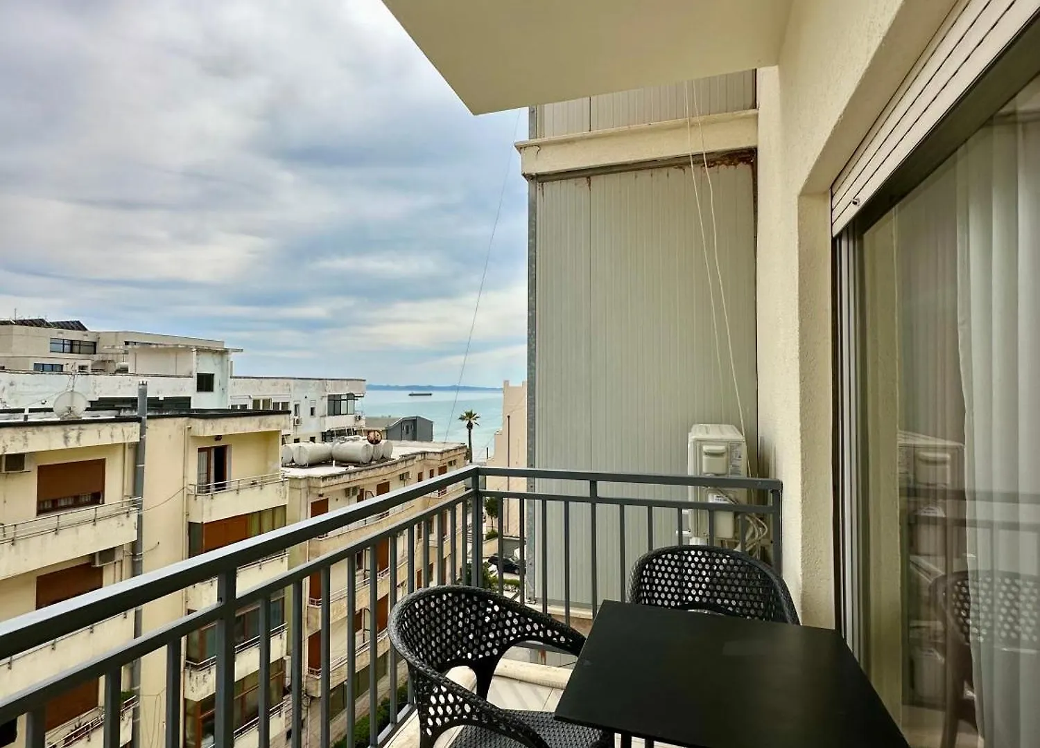 Celeste Seaview Loft, دراس ألبانيا