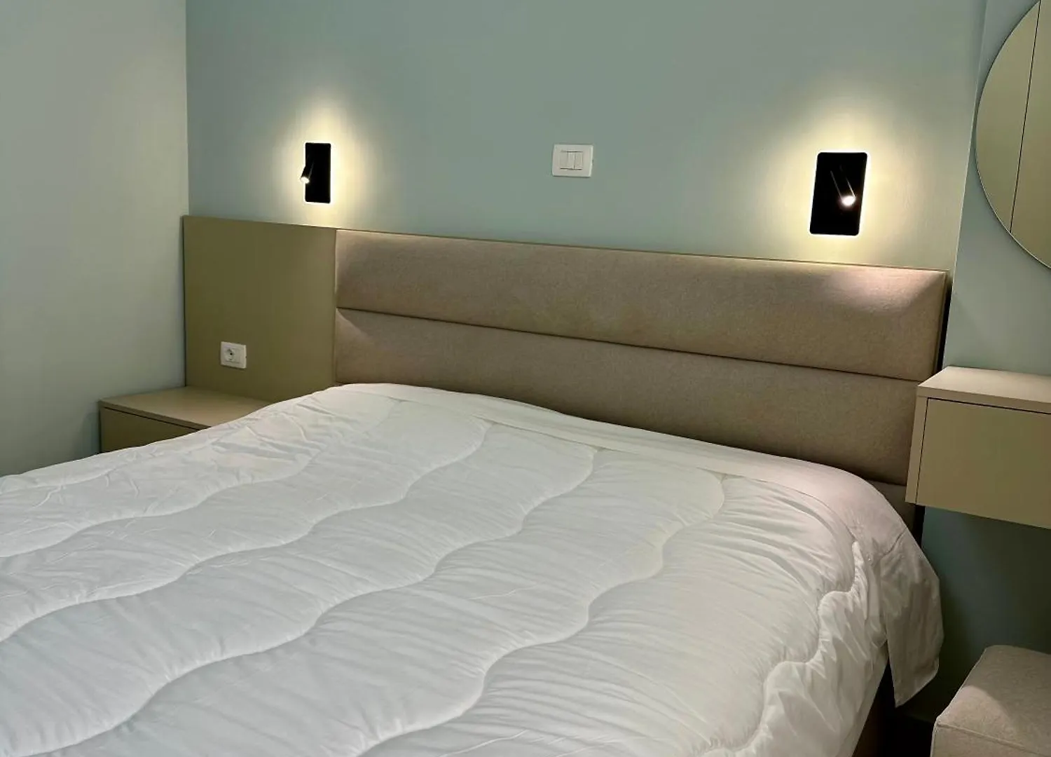 Celeste Seaview Loft, دراس ألبانيا